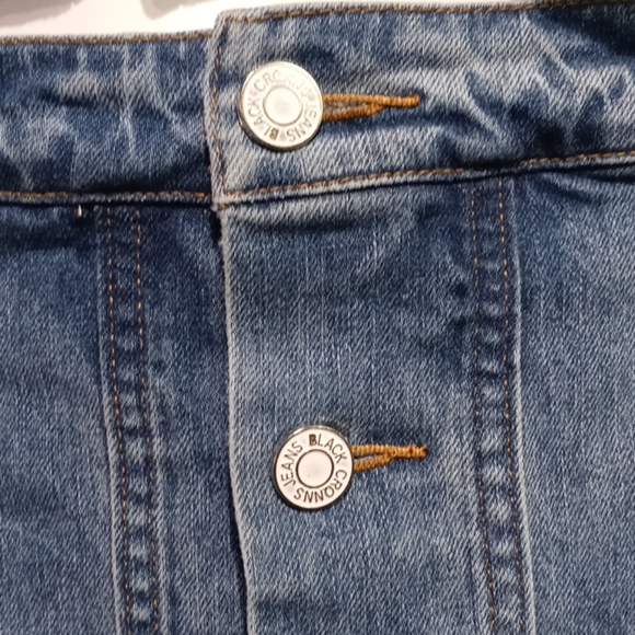 Black Crown Button down Skirt - Picture 2 of 5